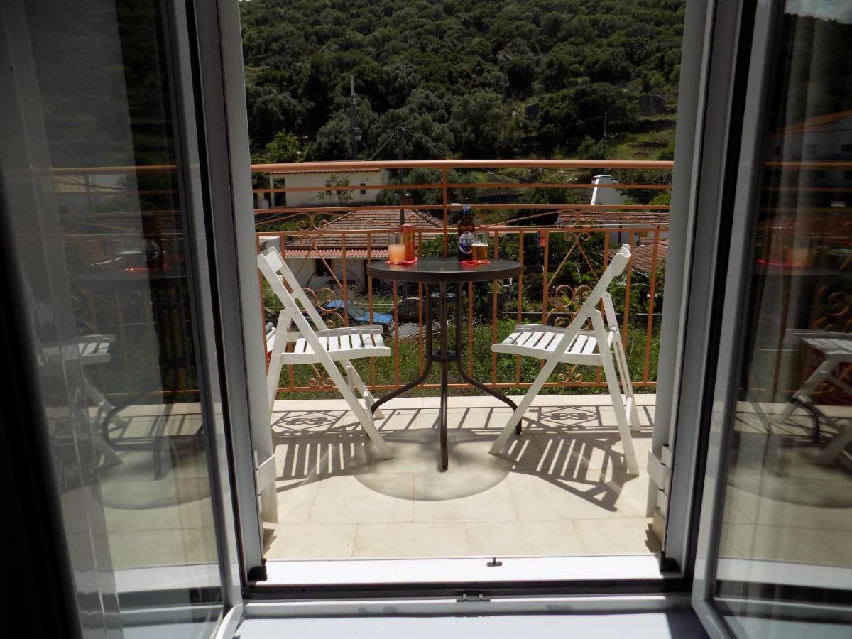 Afrodite Spacious Apartments! Agia Efimia Exterior photo