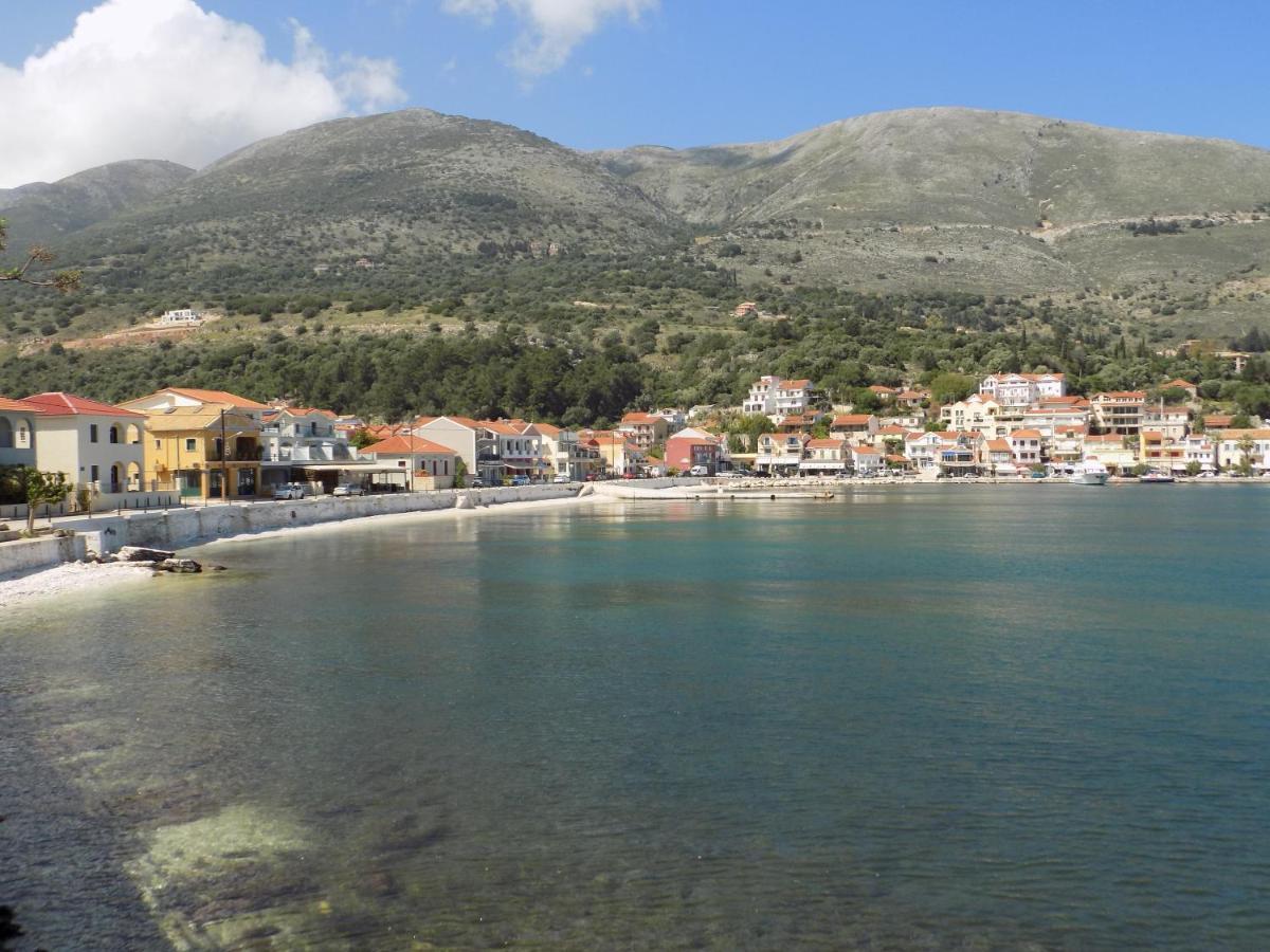 Afrodite Spacious Apartments! Agia Efimia Exterior photo